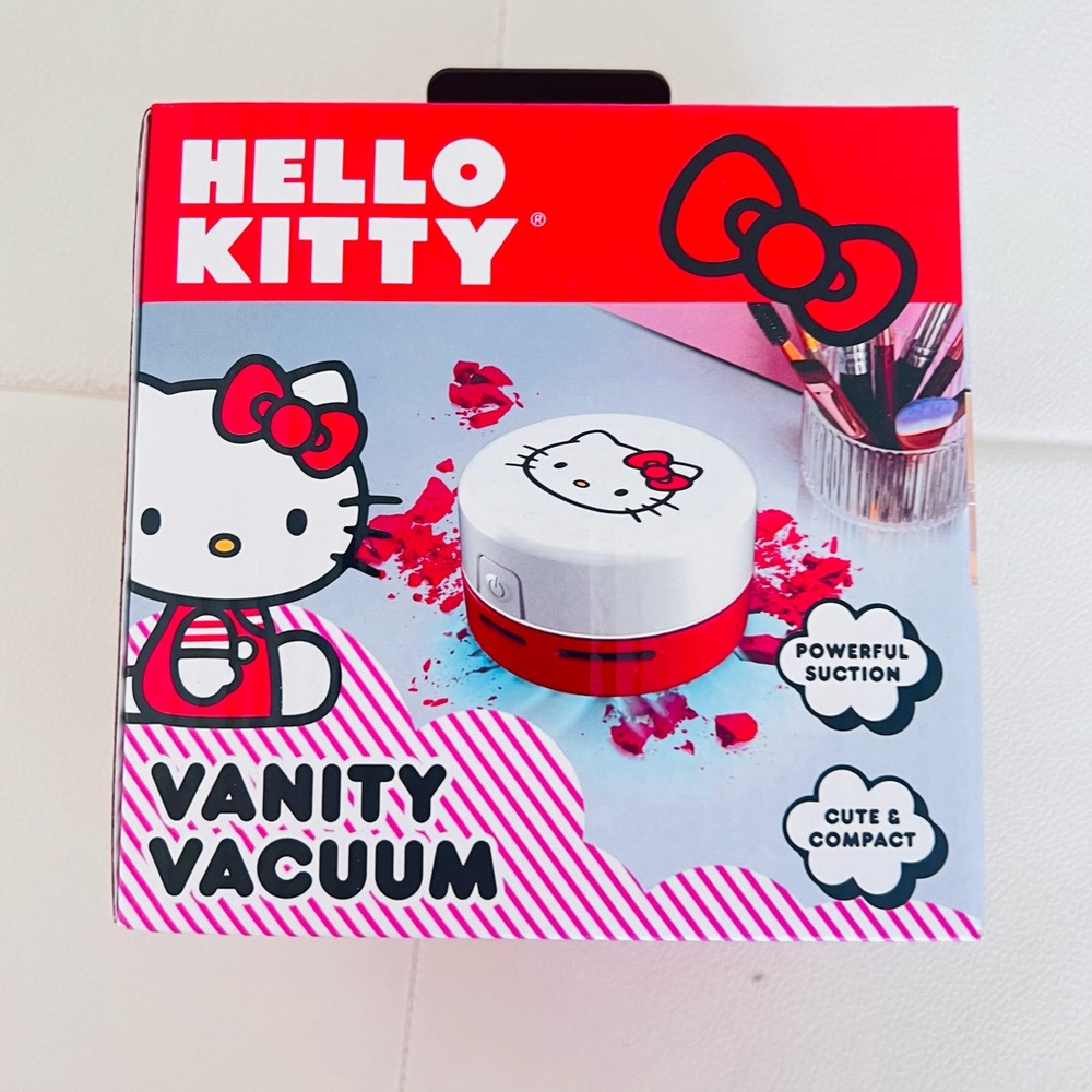 Hello‎ Kitty Vanity Vacuum